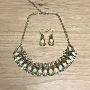 VINTAGE VCLM Necklace & Earrings Set Gold Crescents With Pearls